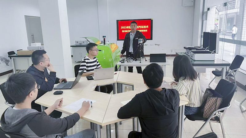 在线互动课堂平台：如何构建高效的学习环境