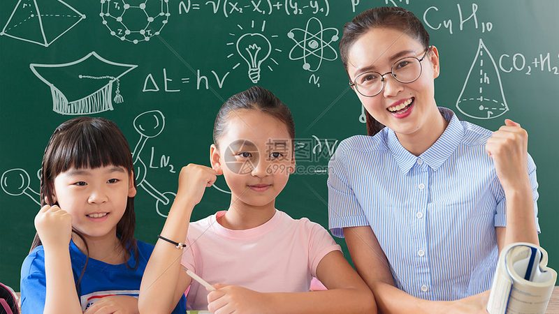 然而，学历教育也存在一定的局限性：